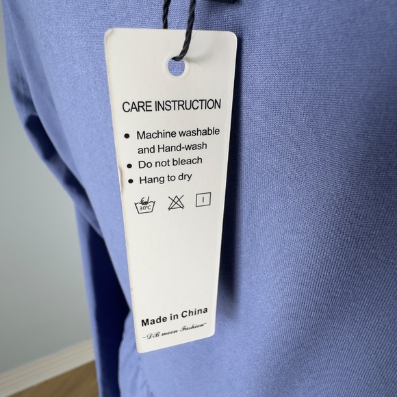 DB Moon Blue Long Sleeved Dress with Pockets Size M NWT - Picture 7 of 7